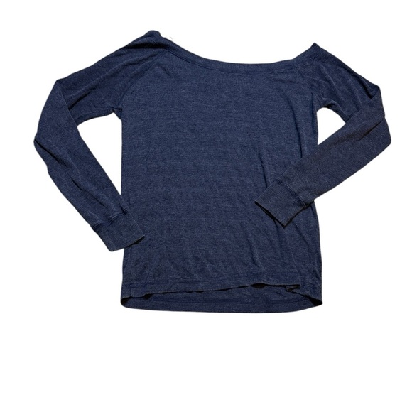 💙 CHASER ✨ Navy Long Sleeve Top NWT Sz S 🩵 Soft Lightweight Layer - Picture 2 of 3